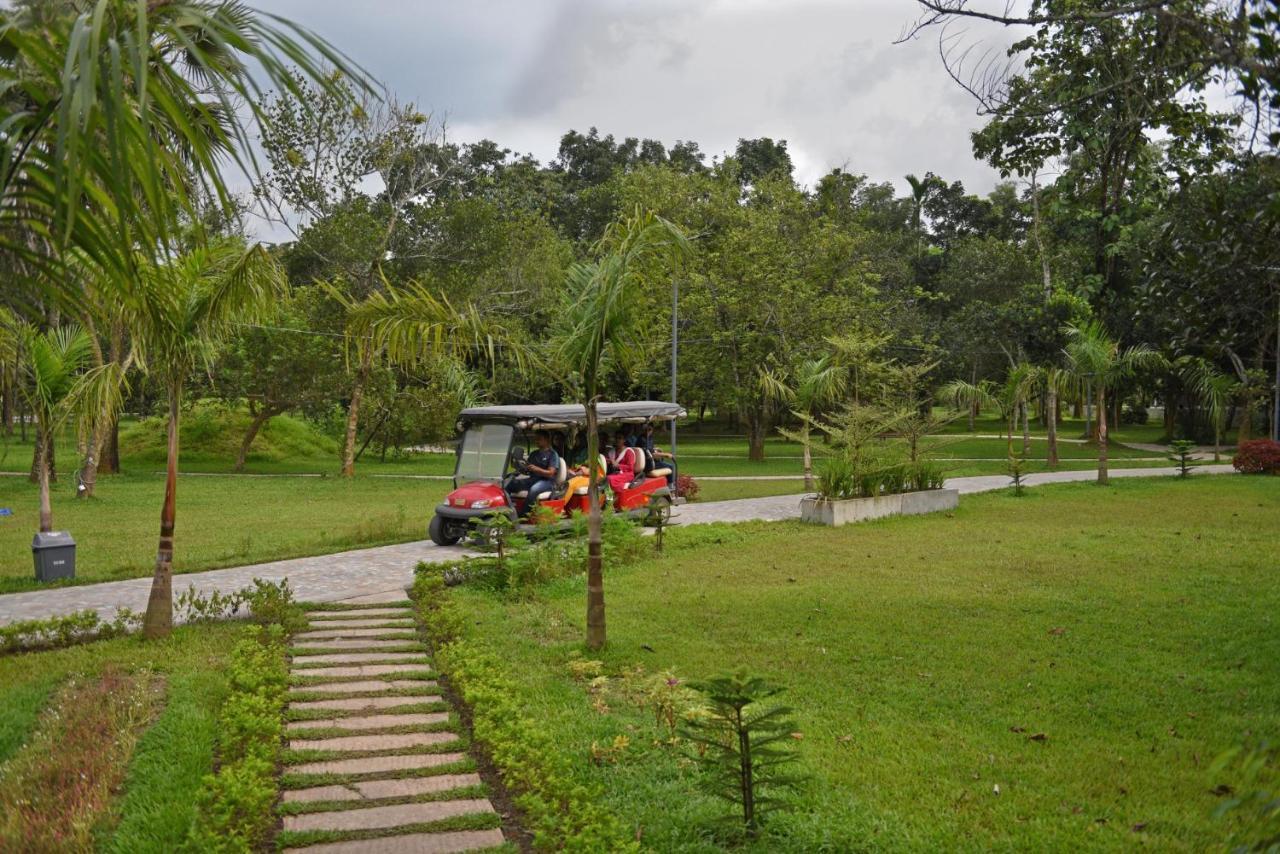 Sarah Resort Gazipur Екстериор снимка