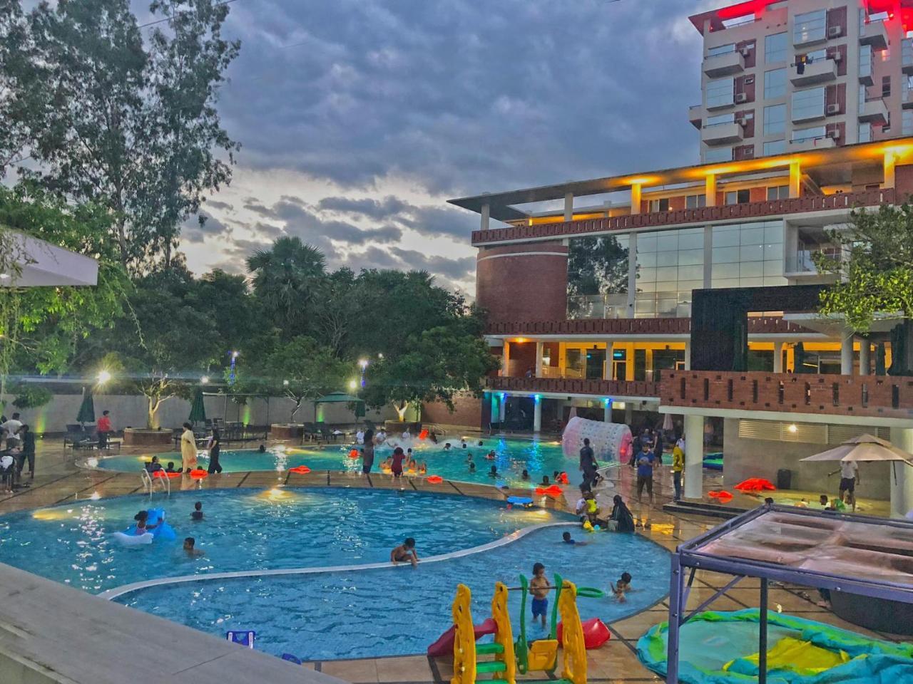 Sarah Resort Gazipur Екстериор снимка
