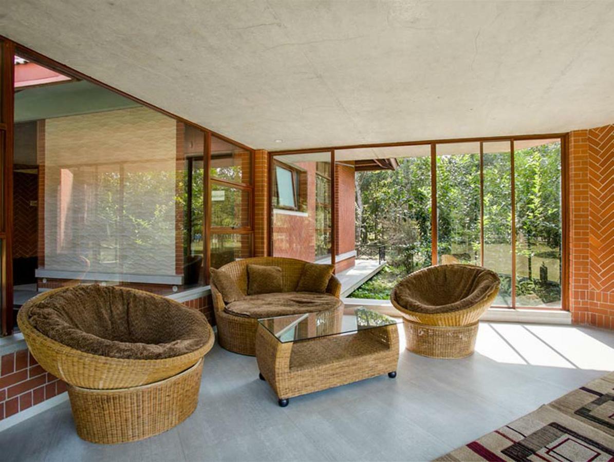 Sarah Resort Gazipur Екстериор снимка