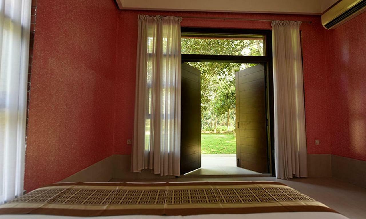 Sarah Resort Gazipur Екстериор снимка
