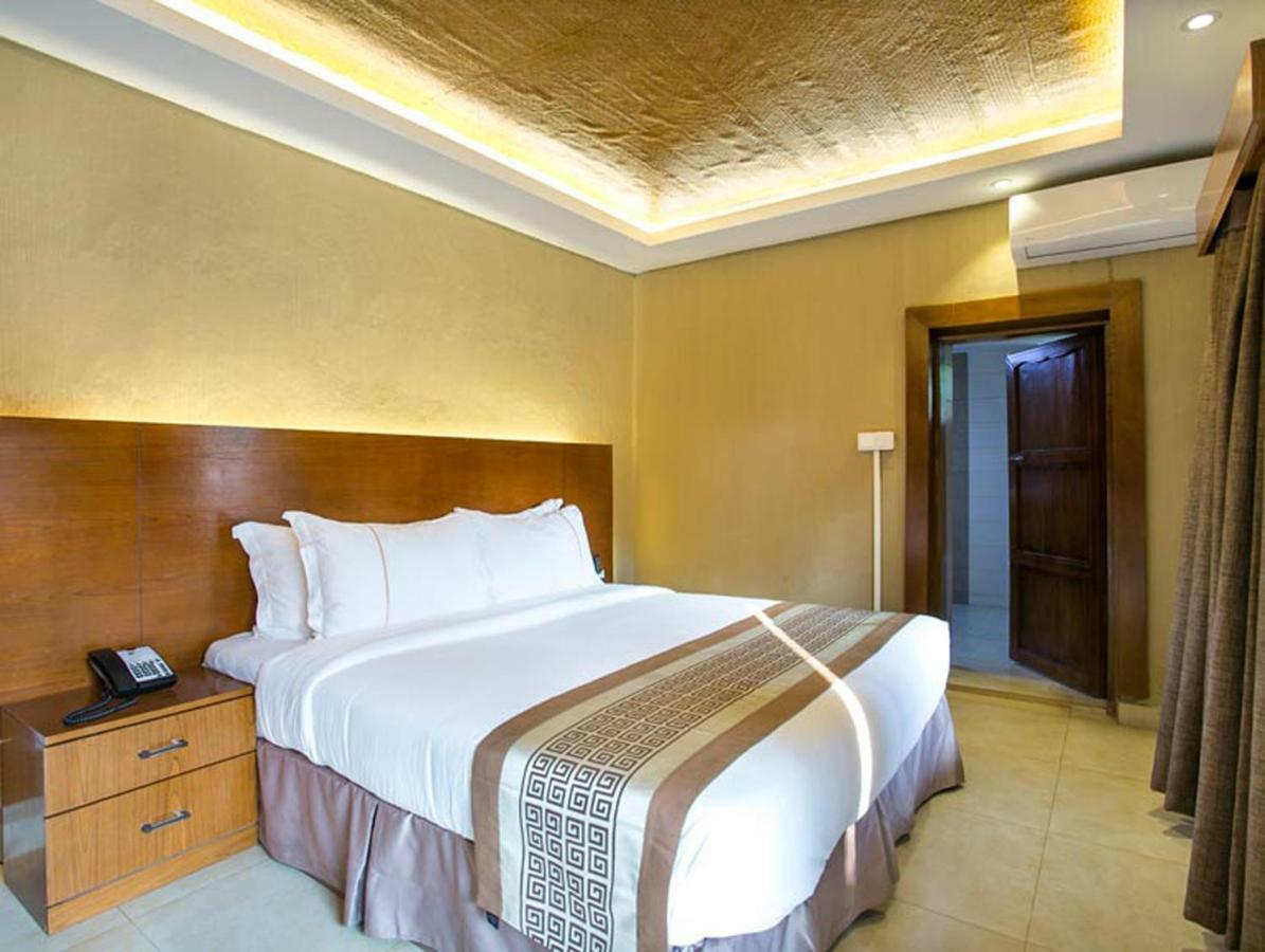 Sarah Resort Gazipur Екстериор снимка