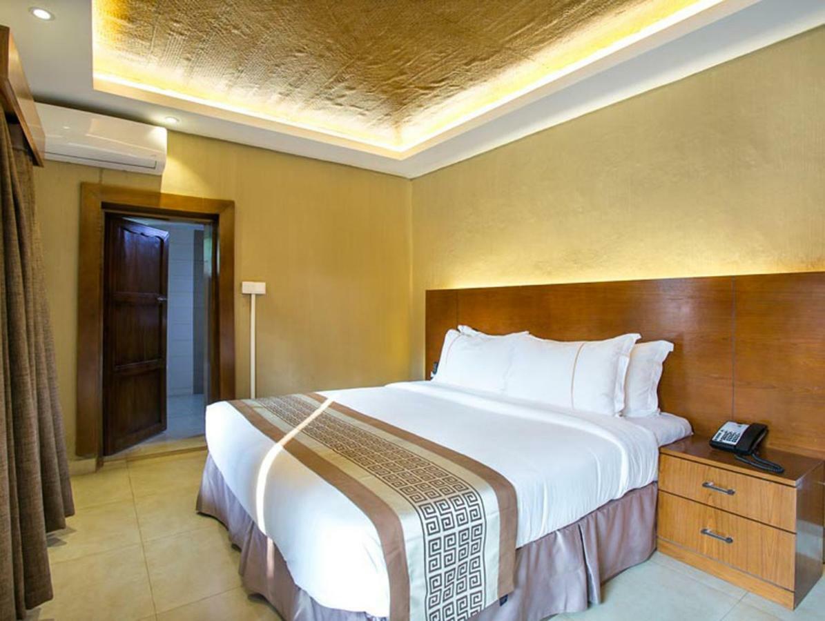 Sarah Resort Gazipur Екстериор снимка