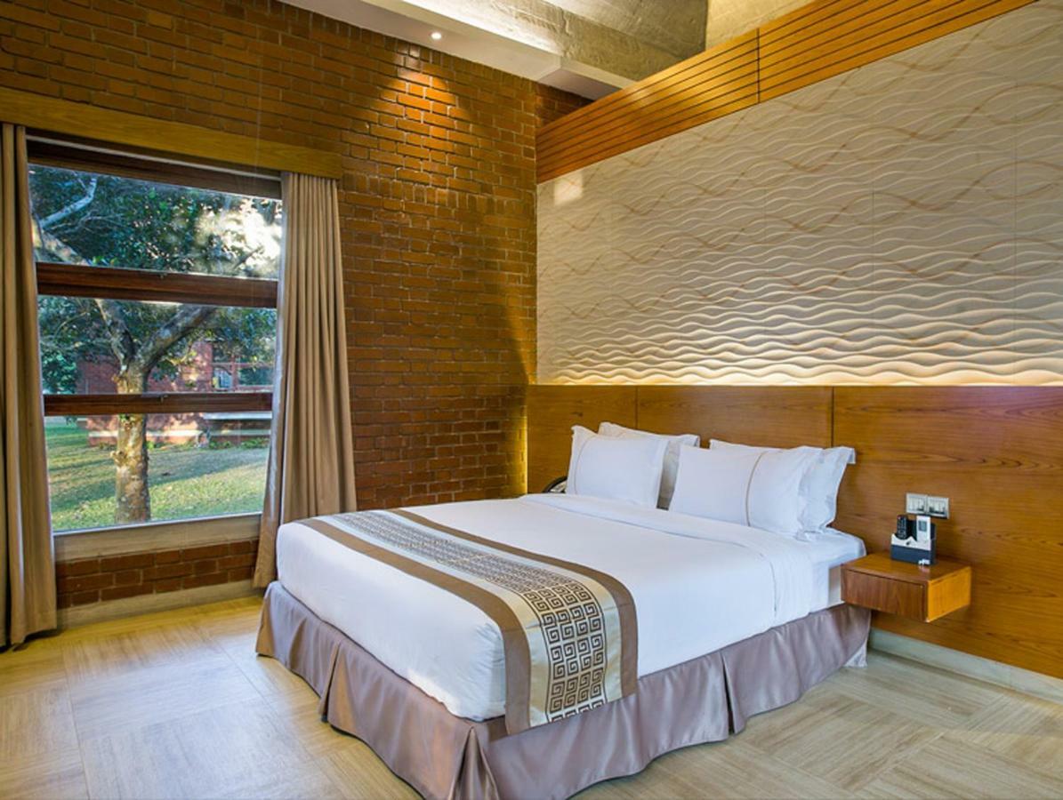 Sarah Resort Gazipur Екстериор снимка