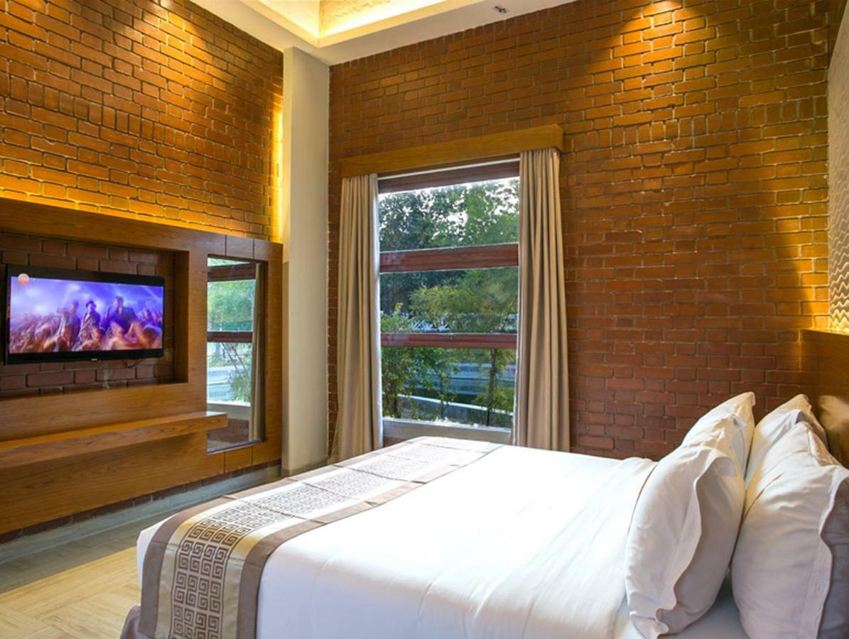 Sarah Resort Gazipur Екстериор снимка