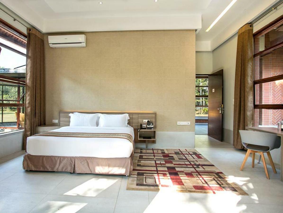 Sarah Resort Gazipur Екстериор снимка
