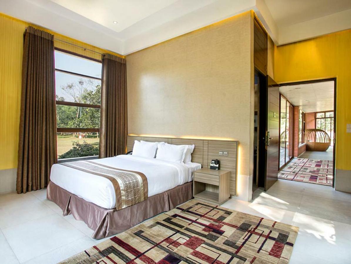 Sarah Resort Gazipur Екстериор снимка